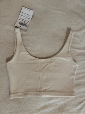 Brandy Melville Scoop Neck Cropped Tank Top - Lydia tank